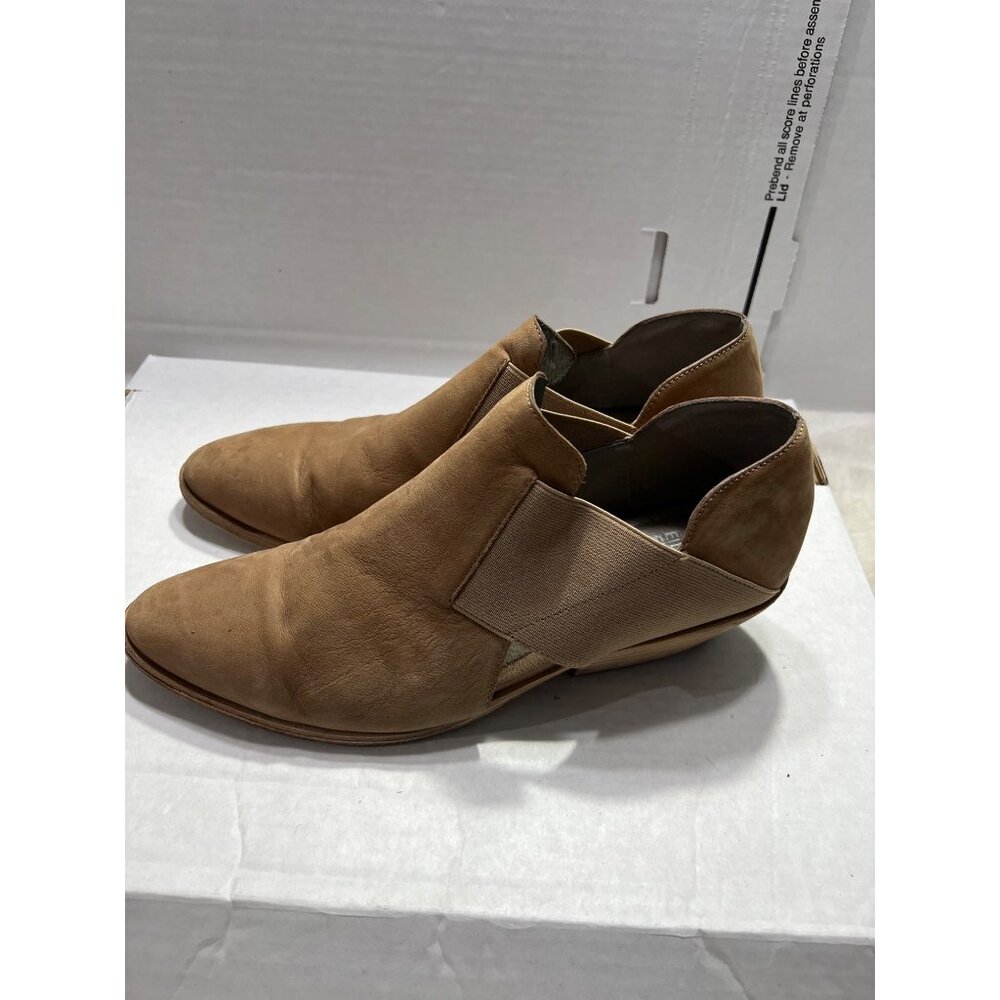 Eileen Fisher tan boots womens shoe size 9.5